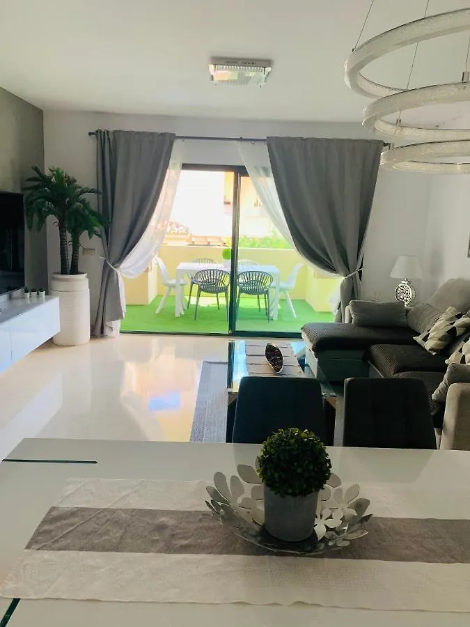 Capanes Del Golf Apartment Benahavis 0*,