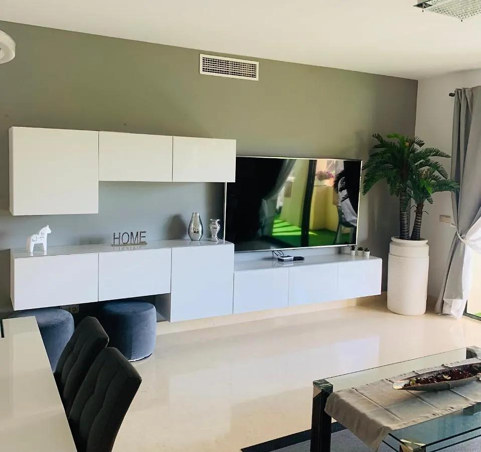 Capanes Del Golf Apartment Benahavis