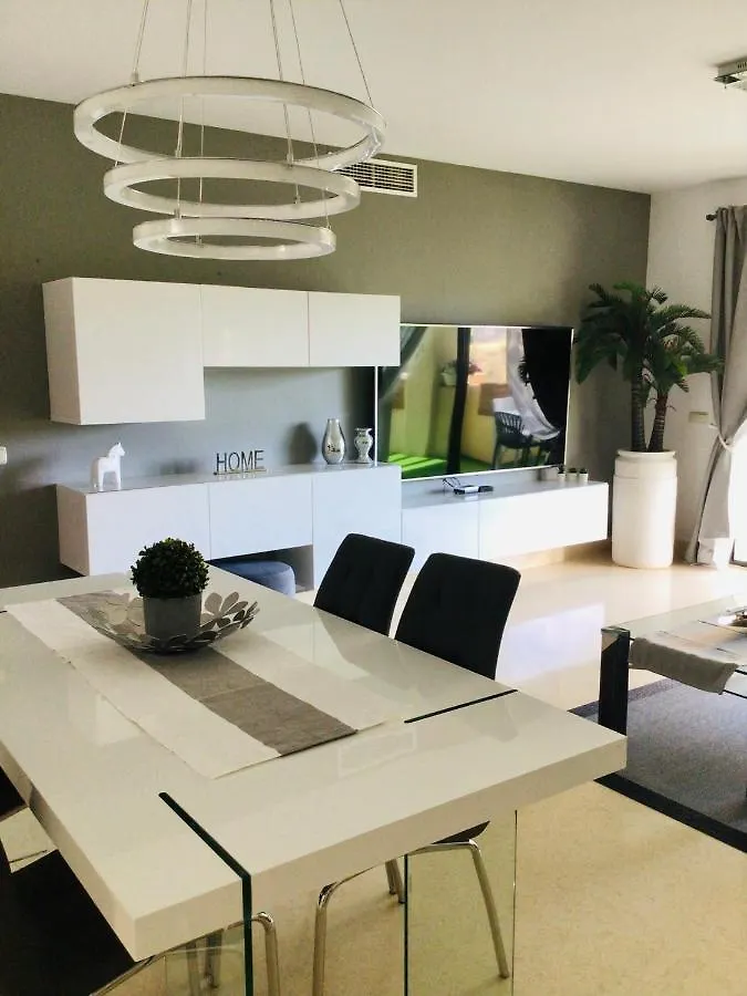 Capanes Del Golf Apartment Benahavis