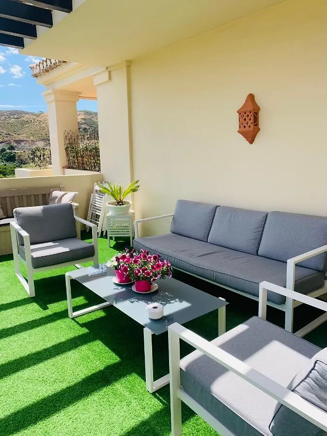 Capanes Del Golf Apartment Benahavis Spain